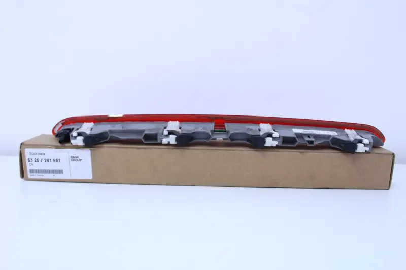 Seulement Aujourd’hui Troisième feu stop arrière pour BMW Série 1 F20 F21