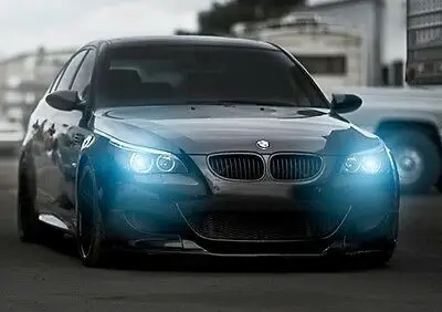 Ampoules xénon BMW Blue « angel-eyes » blancs BMW Performance pour Série 5 E60 E61 Commander Maintenant