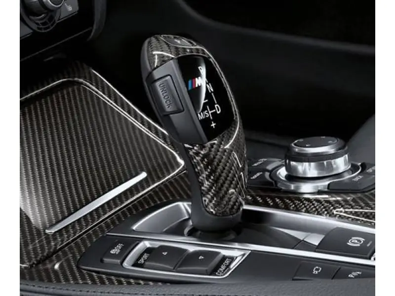 Pommeau de levier de vitesses BMW gainé cuir avec insert décoratif chromé Réduction