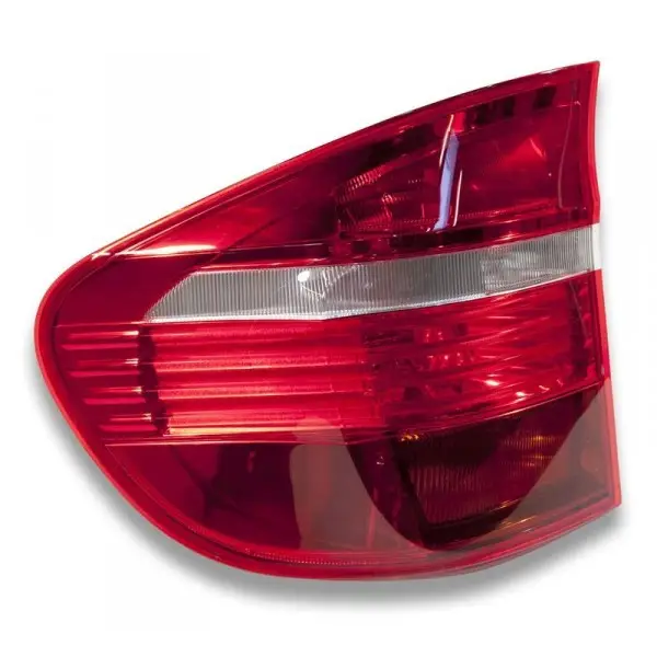 Acheter Direct Feu arrière de panneau latéral (coté au choix) pour BMW X5 E70