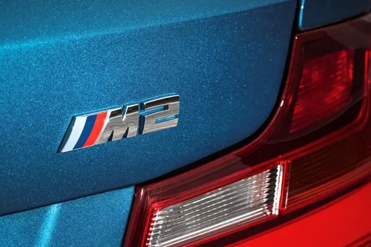 Bon Plan Logo de coffre arrière BMW « M2 » pour BMW M2 F87