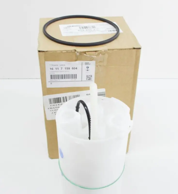 Super Prix Pompe à carburant (droit) pour BMW X3 E83 (essence uniquement)