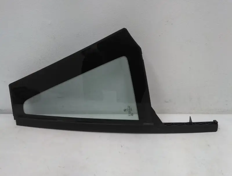 Dernier Modèle Vitre latérale arrière fixe (côté au choix) BMW X1 F48