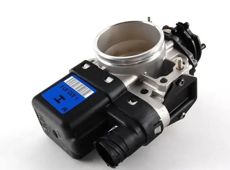 Boitier Papillon pour BMW Série 7 E38 (essence uniquement) Populaire