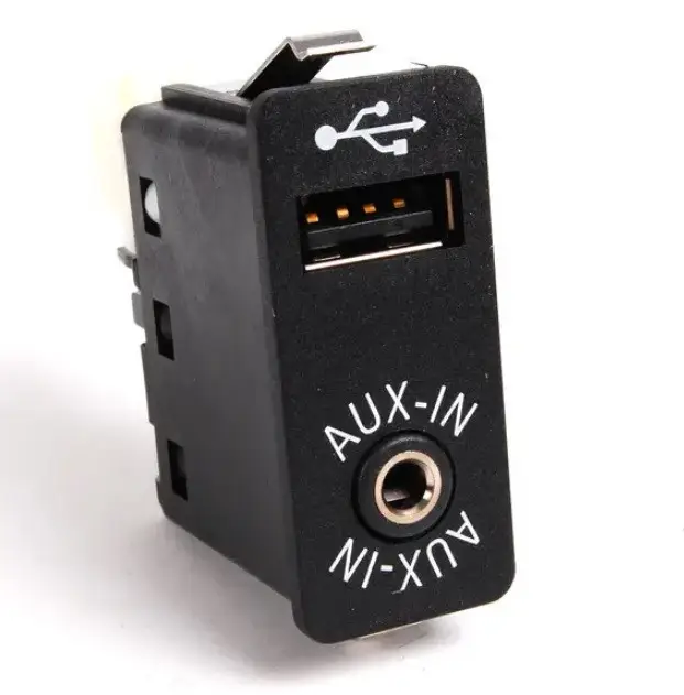 Prise femelle USB/AUX-IN accoudoir central BMW Série 5 F10 F11 Promotion Saisonnière