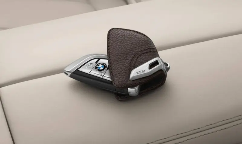 Etui à clés BMW MOKKA avec fermoir en acier inox pour BMW X2 F39 Paiement Sécurisé