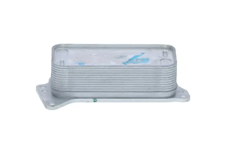 Petit Prix Échangeur thermique de filtre à huile pour BMW Série 1 F20 F21 Série 2 F22 F23 (essence uniquement)