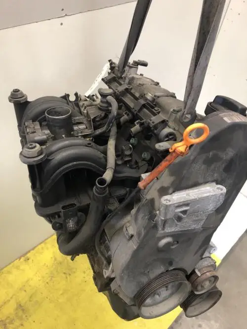Moteur VOLKSWAGEN POLO 3 PHASE 2 1.4i - 8V Essence d'occasion Pas Cher